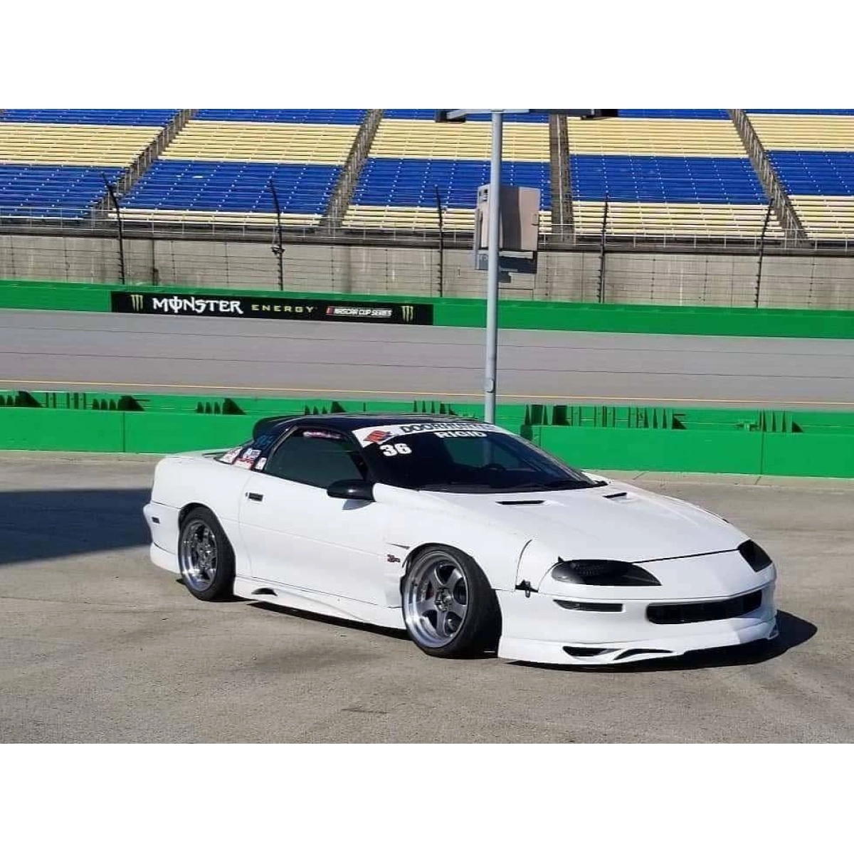 Modify your Chevrolet Camaro 1993 with our Exterior/Complete Body Kits - 2