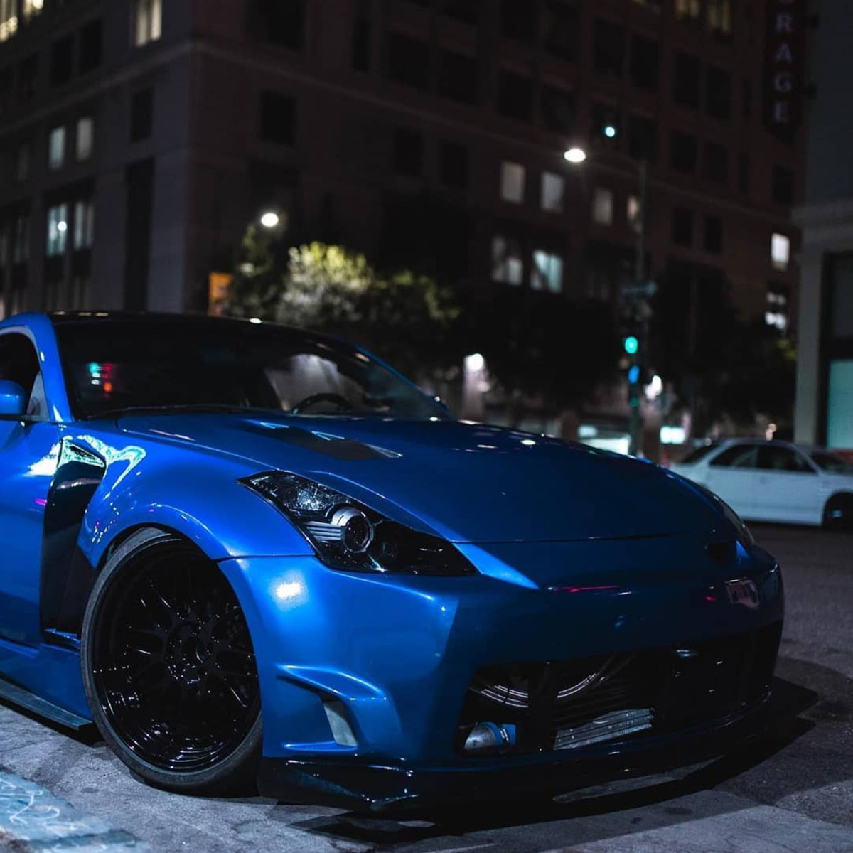 Modify your Nissan 350Z 2003 with our Exterior/Complete Body Kits - 