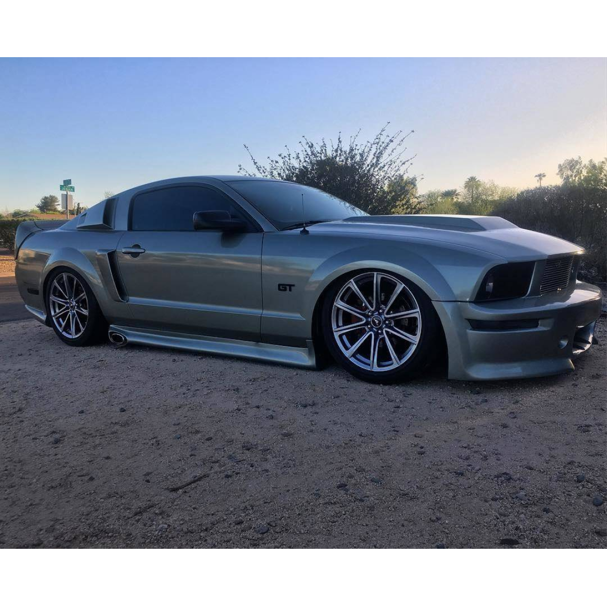 Modify your Ford Mustang 2005 with our Exterior/Complete Body Kits -