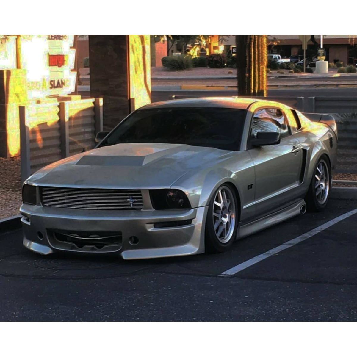 Modify your Ford Mustang 2005 with our Exterior/Complete Body Kits - 