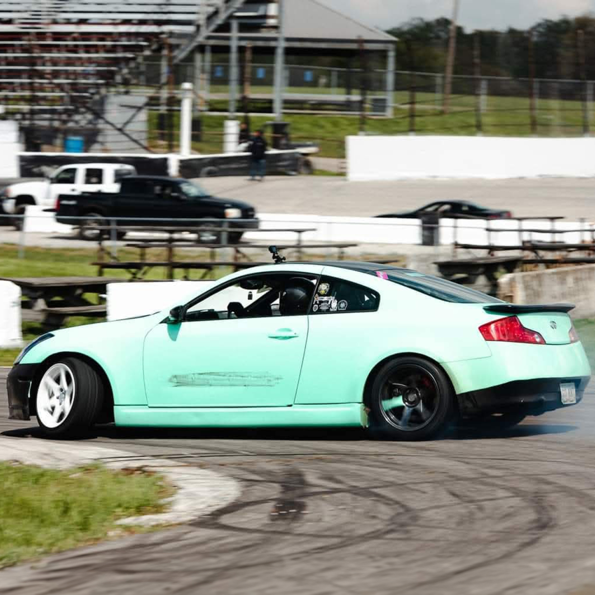 Modify your Infiniti G35 2003 with our Exterior/Side Skirts - 