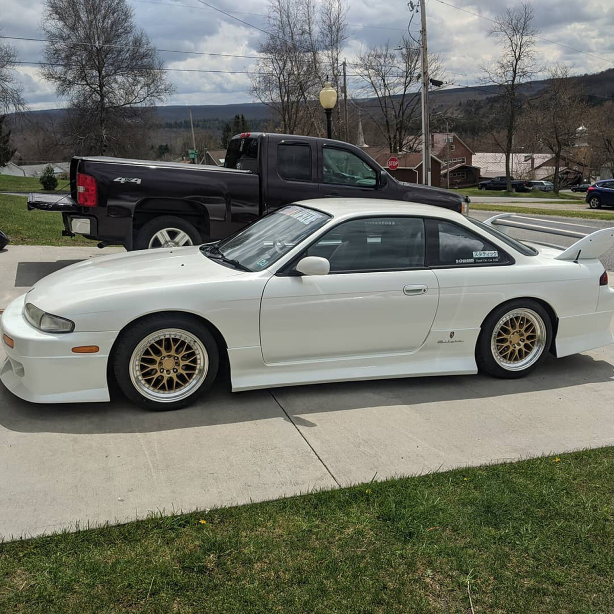 Modify your Nissan 240SX 1995 with our Exterior/Side Skirts - 