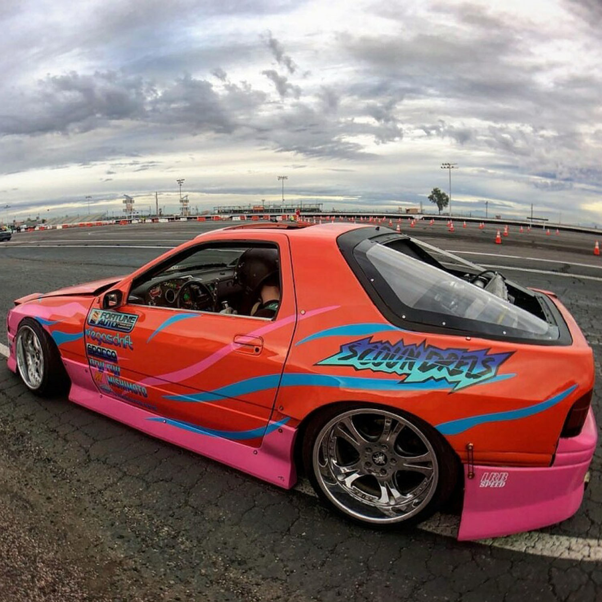 Modify your Mazda RX-7 1986 with our Exterior/Side Skirts - 