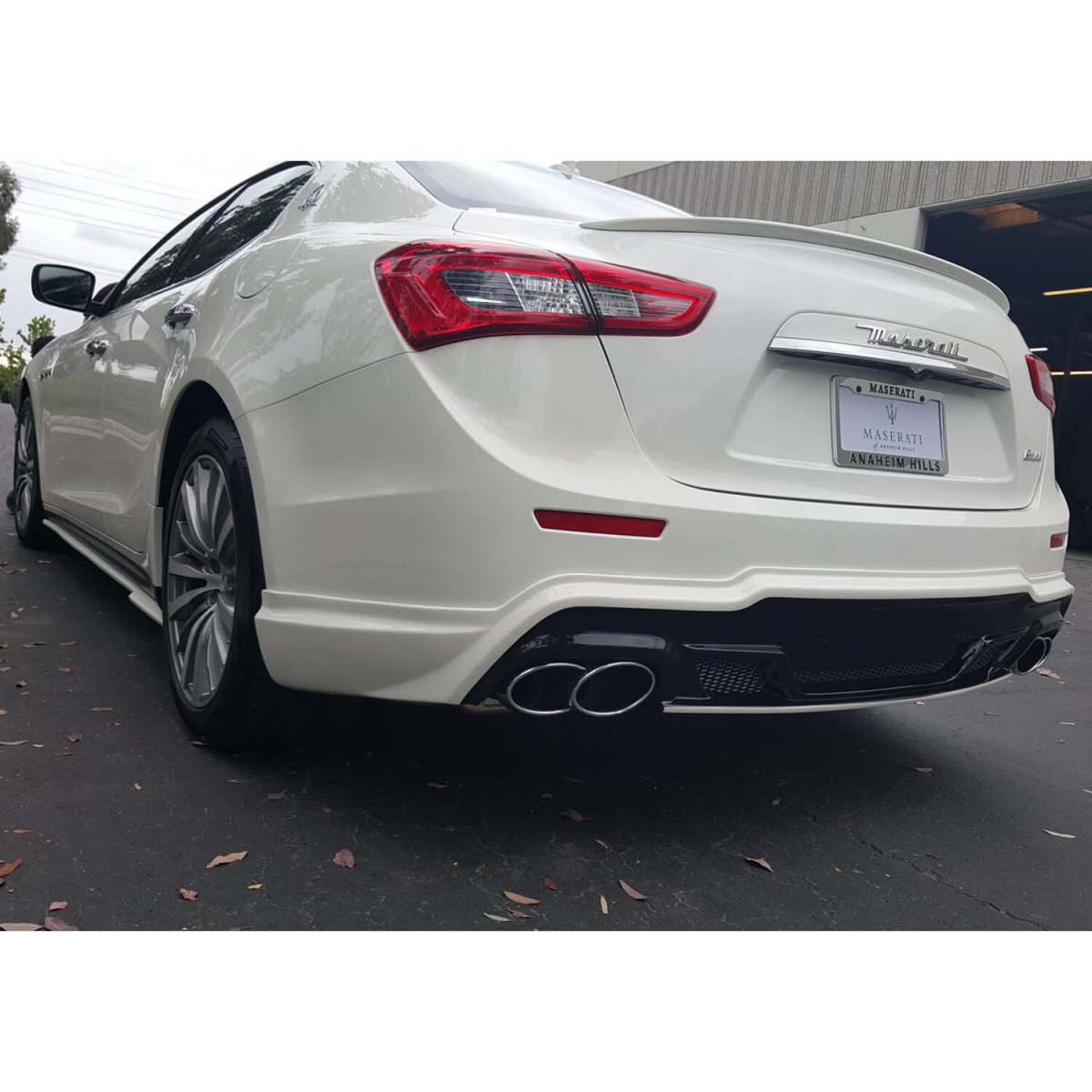 Modify your Maserati Ghibli 2014 with our Exterior/Side Skirts -