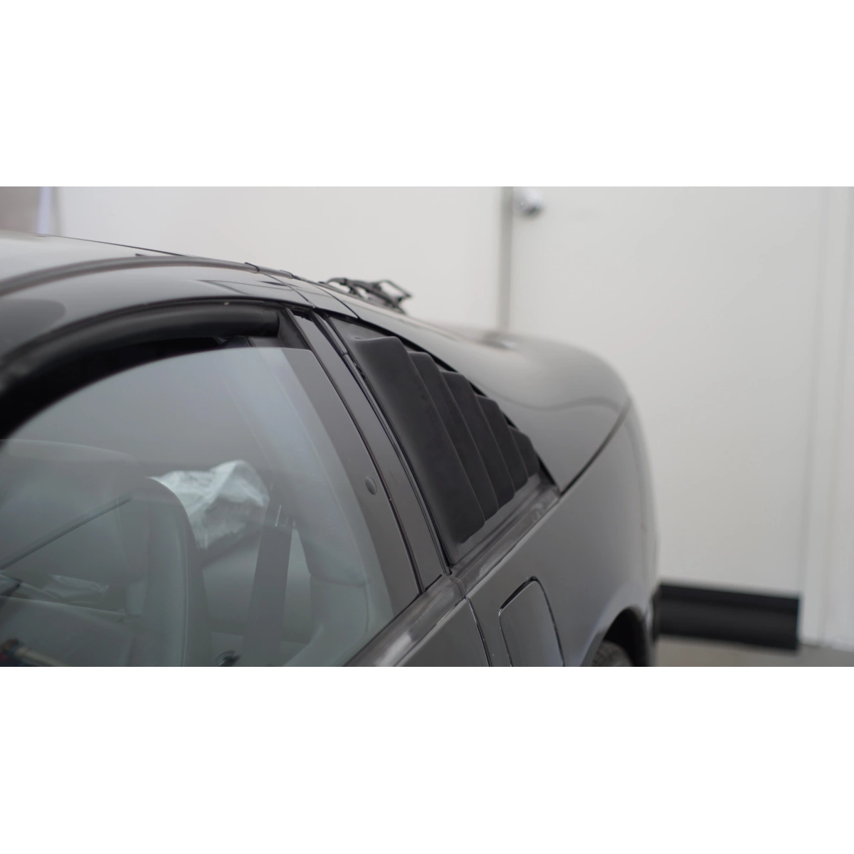 Modify your Nissan 300ZX 1990 with our Exterior/Scoops - 3