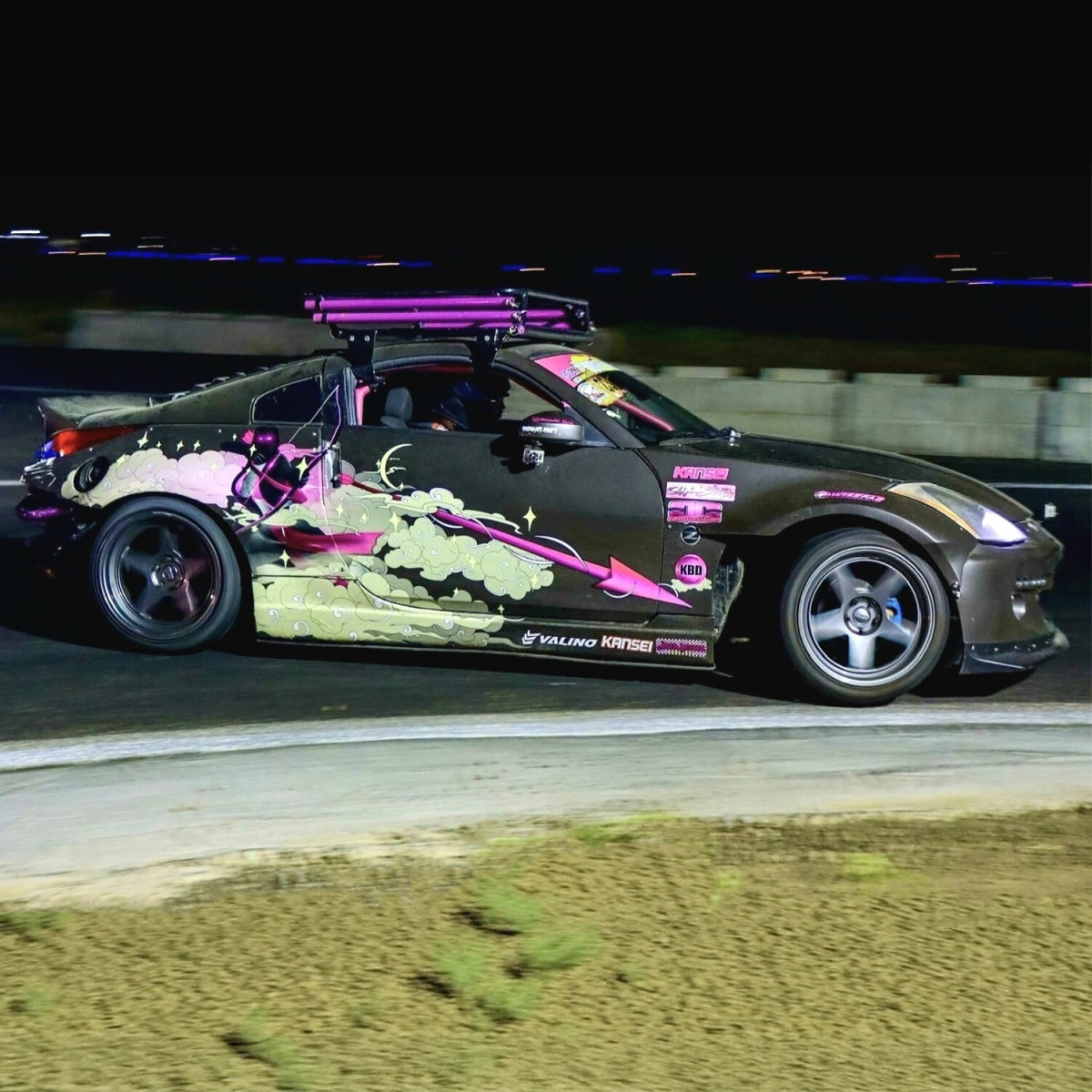 Modify your Nissan 350Z 2003 with our Exterior/Complete Body Kits - 9