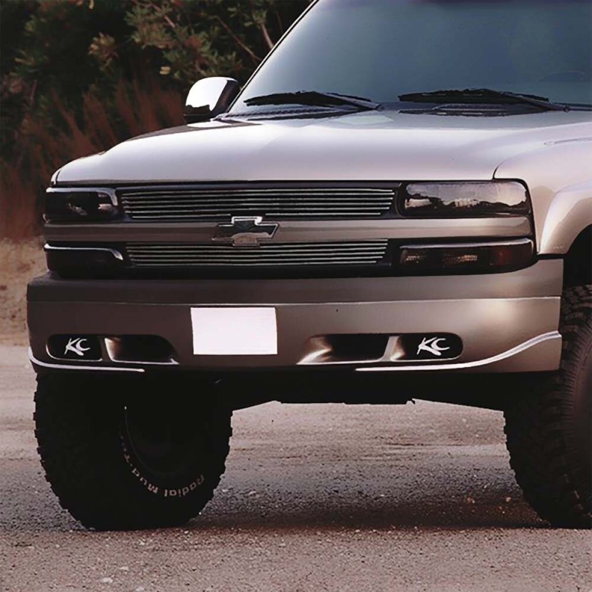 Modify your Chevrolet Tahoe 2000 with our Exterior/Front Bumpers - 