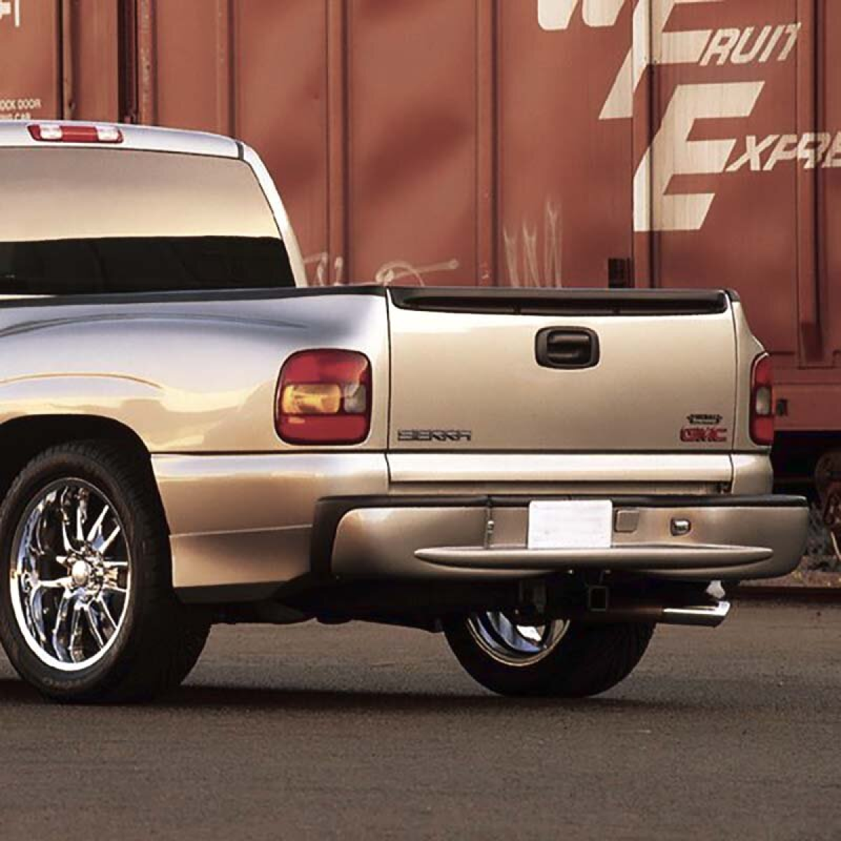 Modify your GMC Sierra 1999 with our Exterior/Rear Bumpers - 