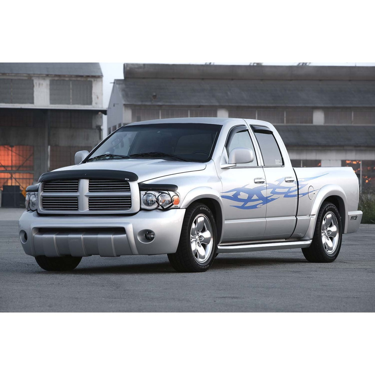 Modify your Dodge Ram 2002 with our Exterior/Front Bumpers -