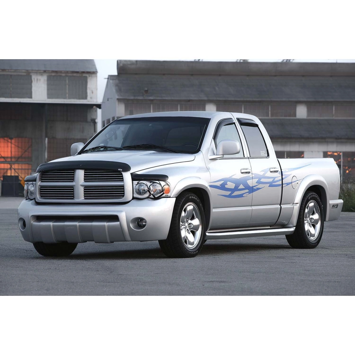 Modify your Dodge Ram 2002 with our Exterior/Front Bumpers - 2
