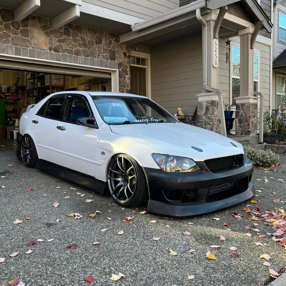 Modify your Lexus IS Series 2000 with our Exterior/Side Skirts - 3