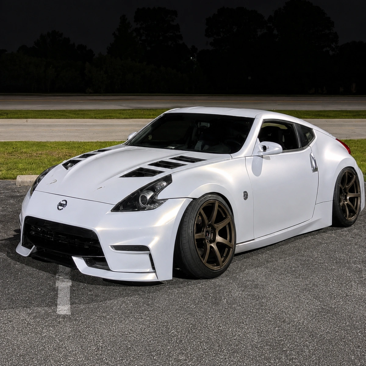 Modify your Nissan 370Z 2009 with our Exterior/Front Bumpers - 1