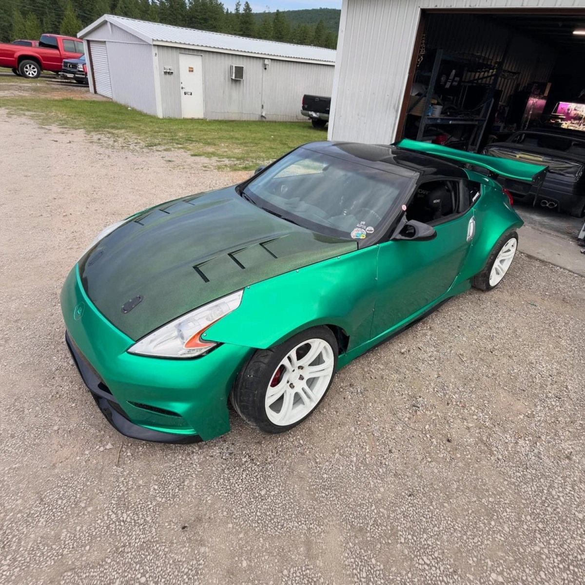 Modify your Nissan 370Z 2009 with our Exterior/Complete Body Kits - 4