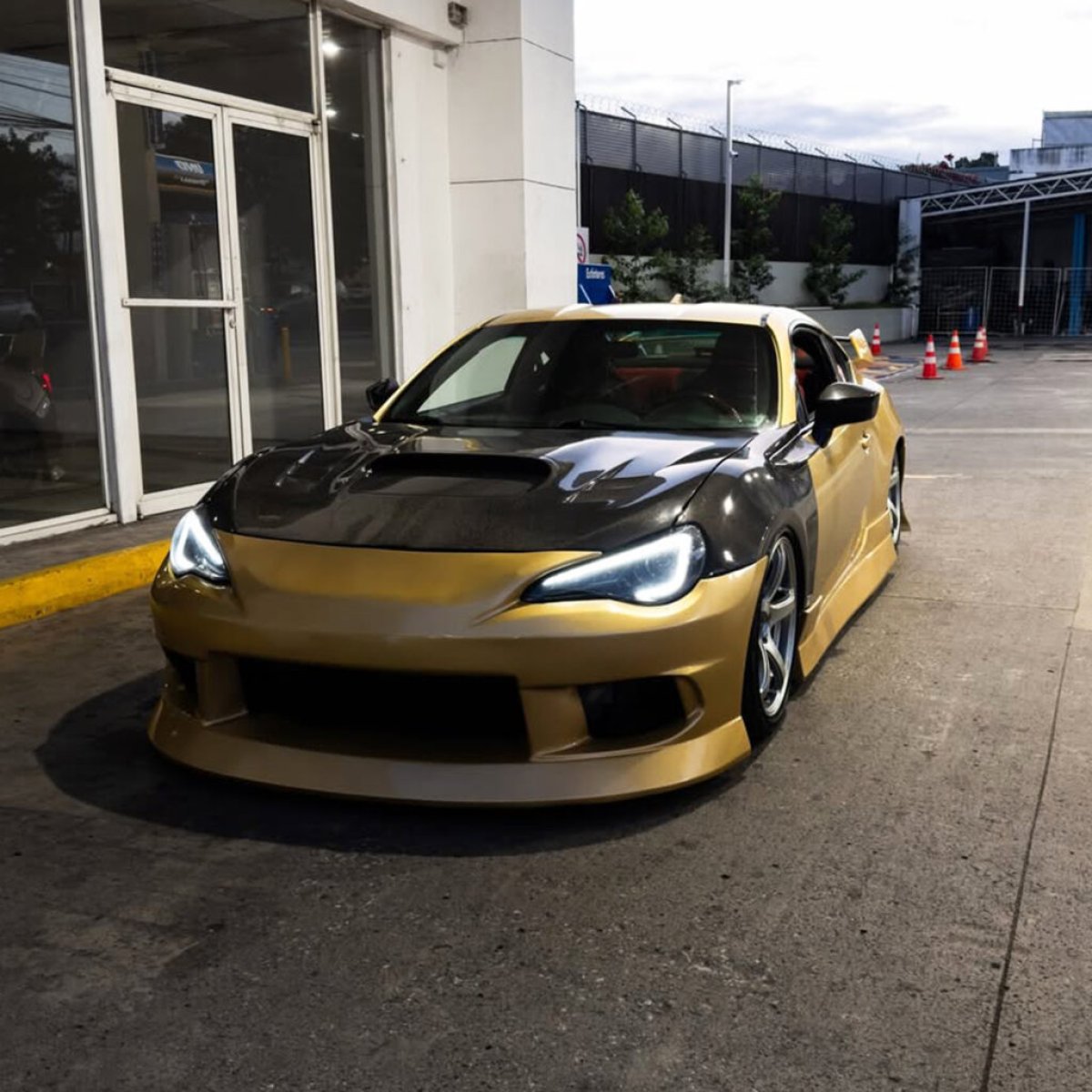 Modify your Toyota 86 2013 with our Exterior/Complete Body Kits - 