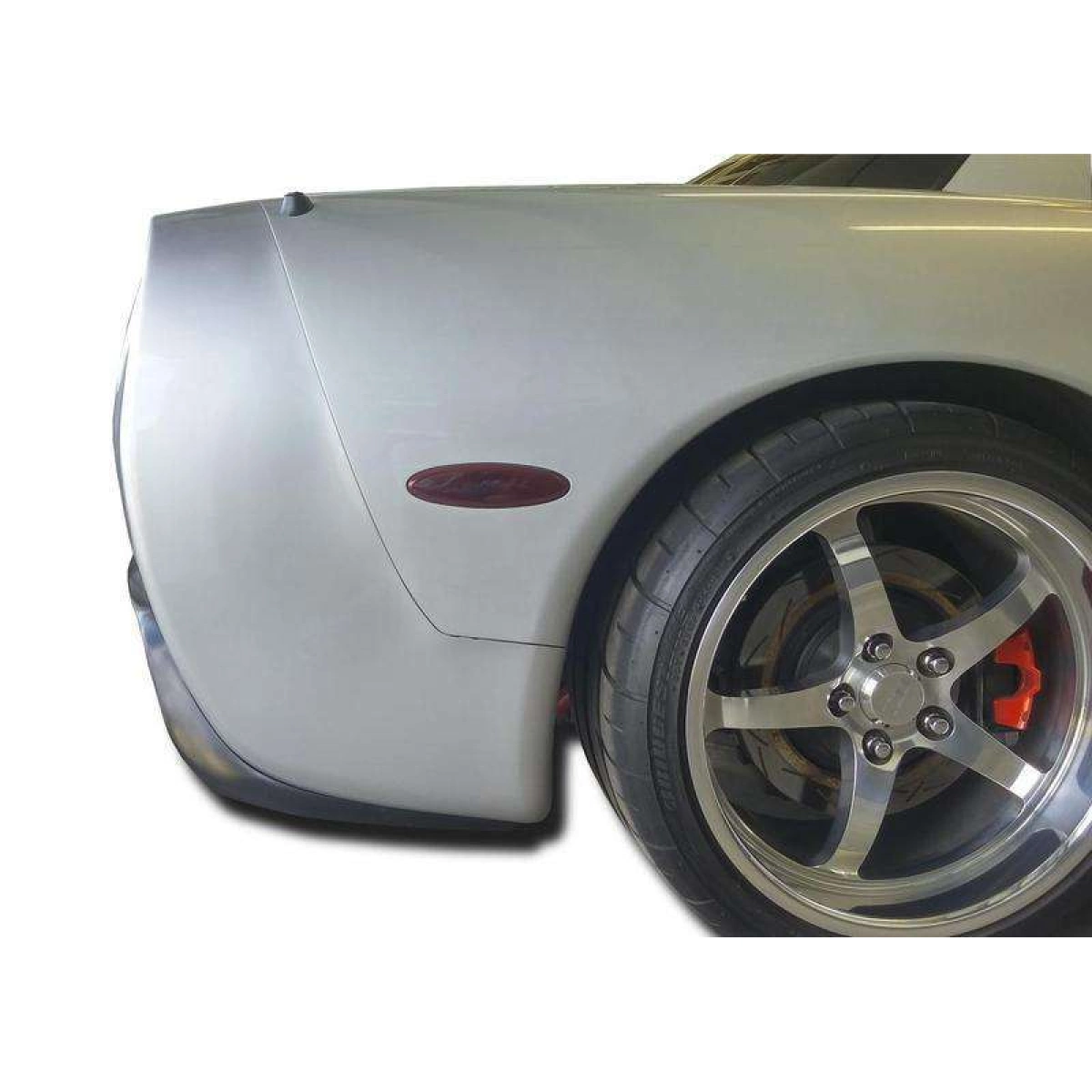 Modify your Chevrolet Corvette 1997 with our Exterior/Diffusers - 8