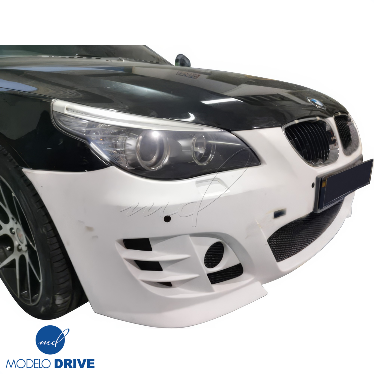 Modify your BMW 3-Series 2004 with our Exterior/Complete Body Kits - 