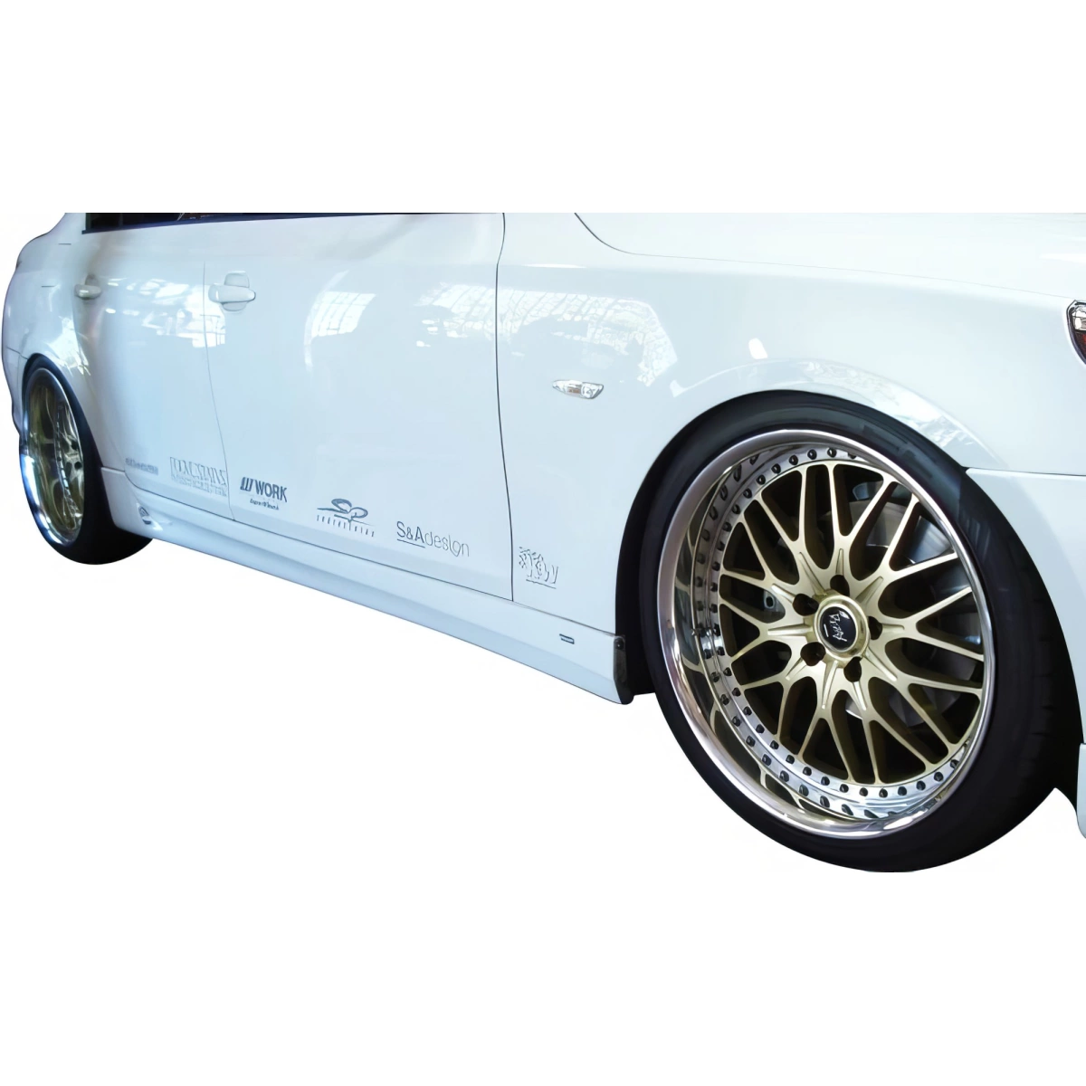 Modify your BMW 5-Series 2004 with our Exterior/Complete Body Kits - 1