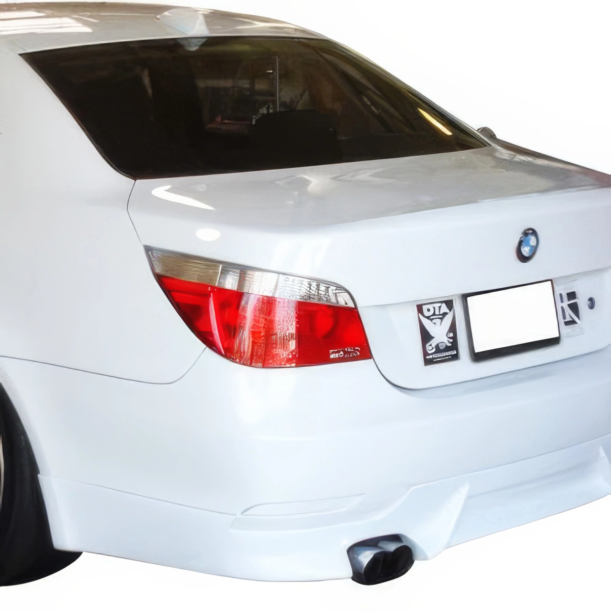 Modify your BMW 5-Series 2004 with our Exterior/Complete Body Kits - 1
