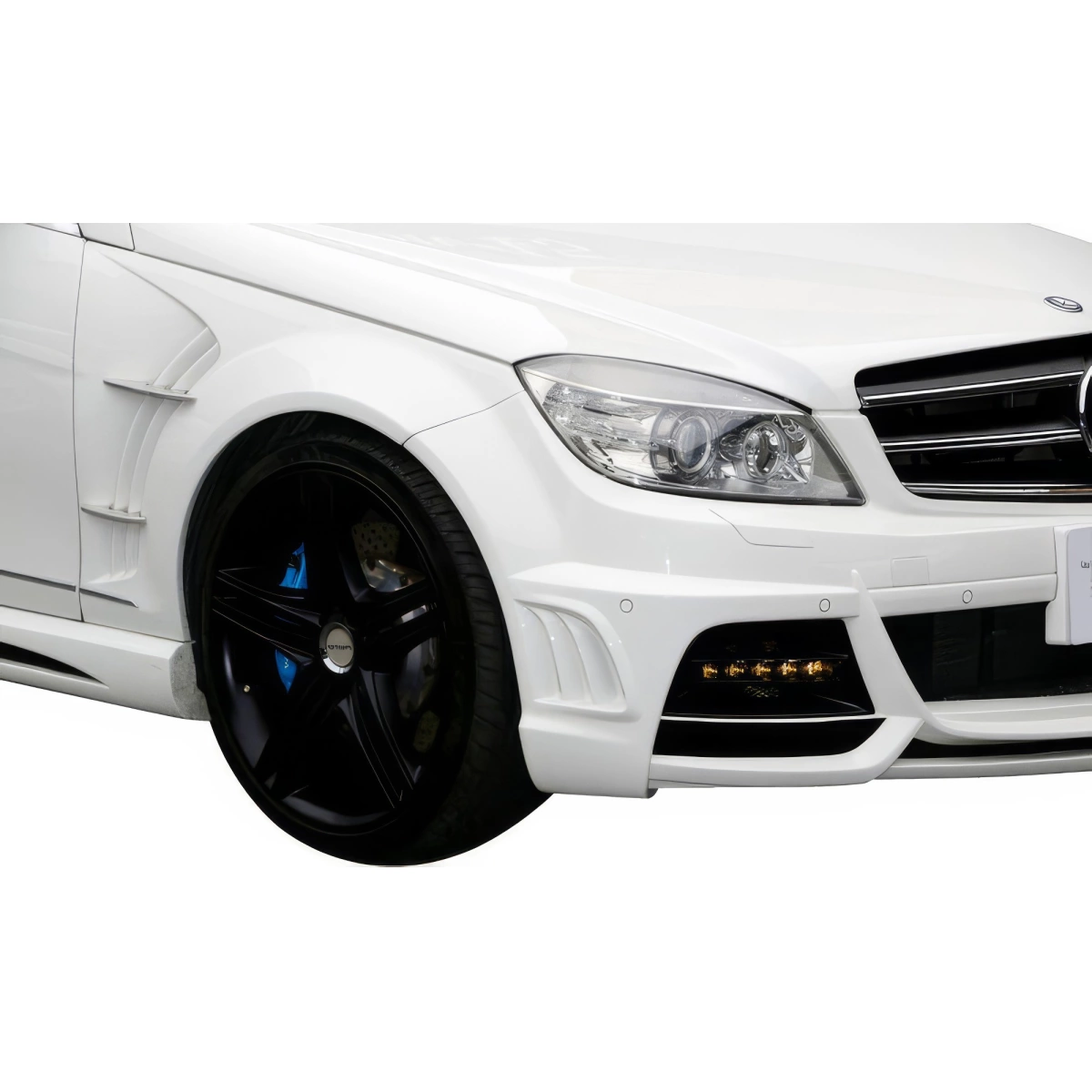 Modify your Mercedes-Benz C-Class 2008 with our Exterior/Fenders - 1