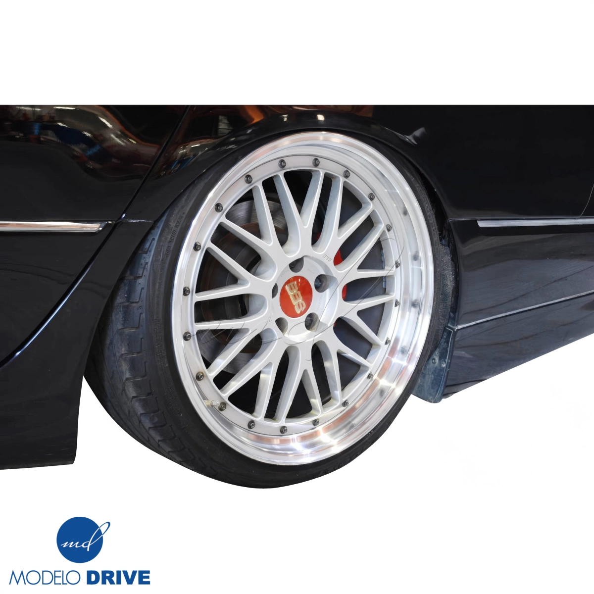 Modify your Lexus LS430 2004 with our Exterior/Side Skirts - 40