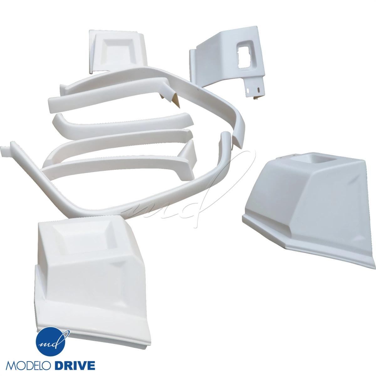 Modify your Hummer H2 2003 with our Exterior/Complete Body Kits - 3