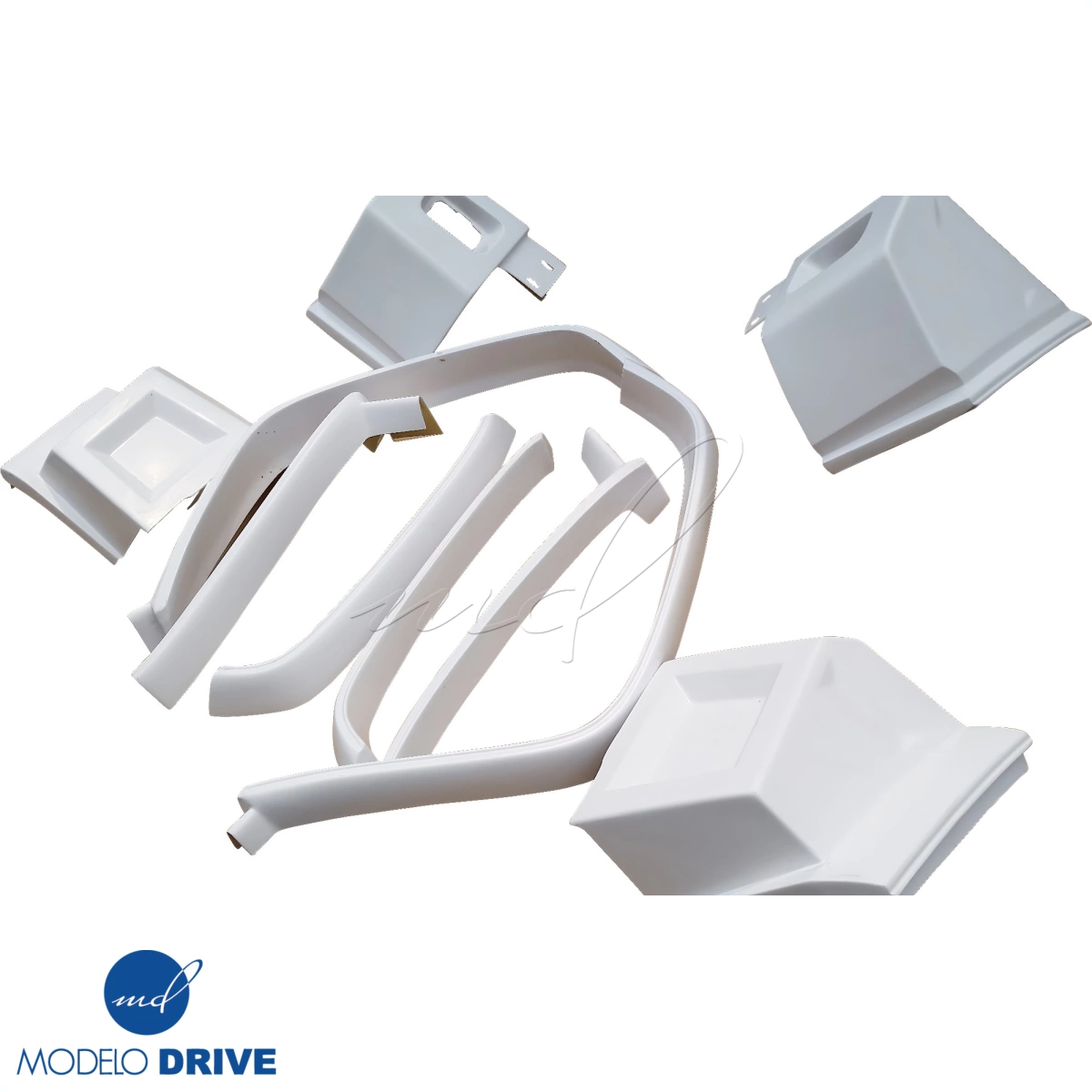 Modify your Hummer H2 2003 with our Exterior/Complete Body Kits - 4