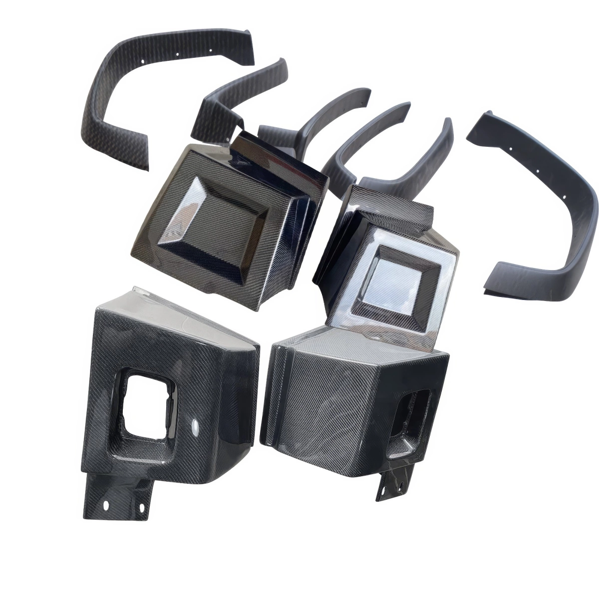 Modify your Hummer H2 2003 with our Exterior/Complete Body Kits - 1