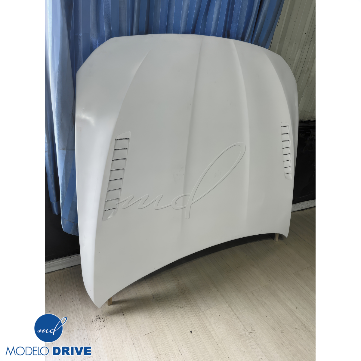 Modify your BMW 5-Series 2011 with our Exterior/Hoods -