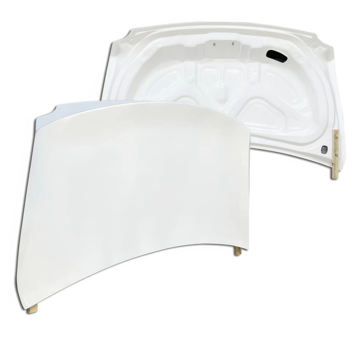 Modify your Nissan GT-R 2009 with our Exterior/Trunks - 3