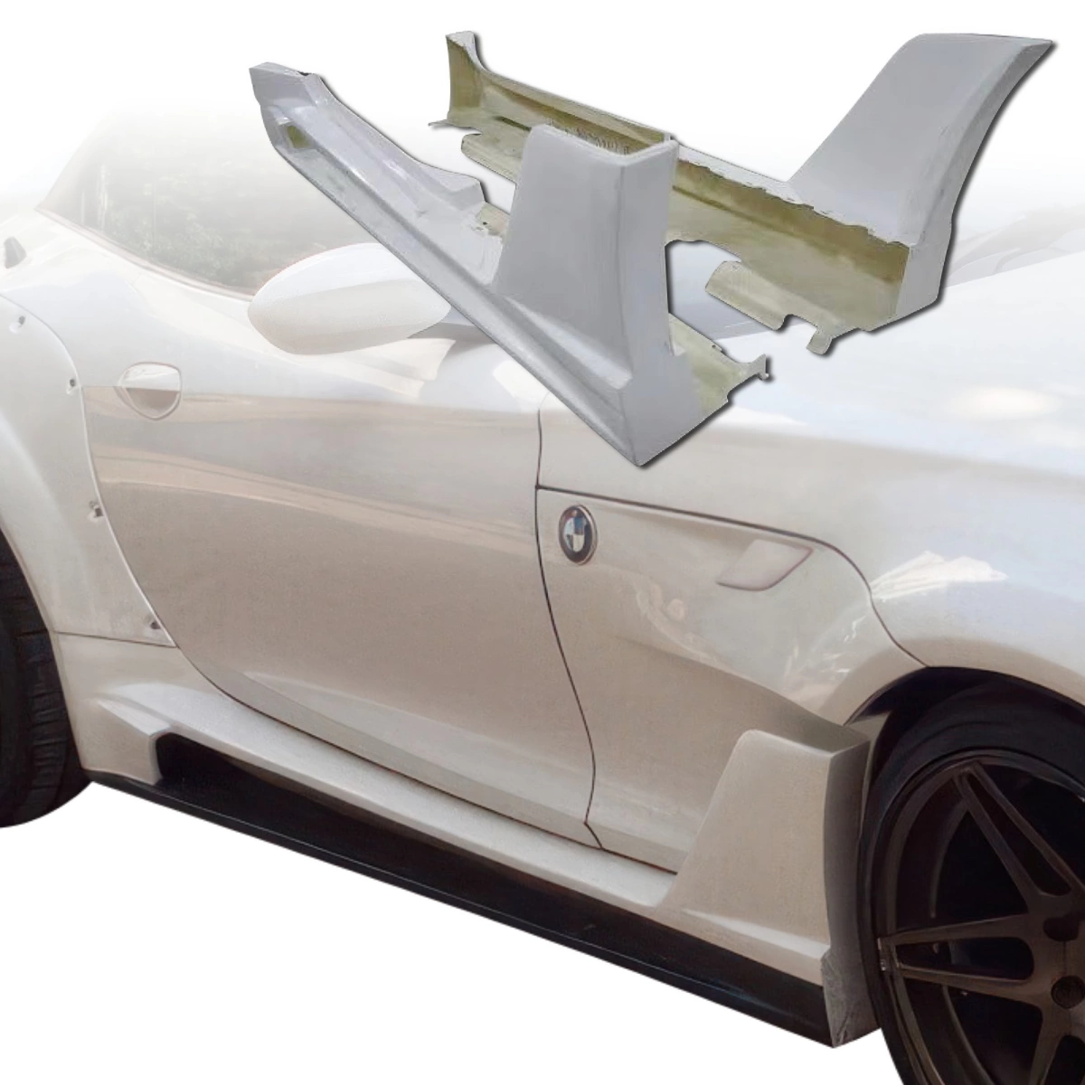 Modify your BMW Z4 2009 with our Exterior/Side Skirts - 1