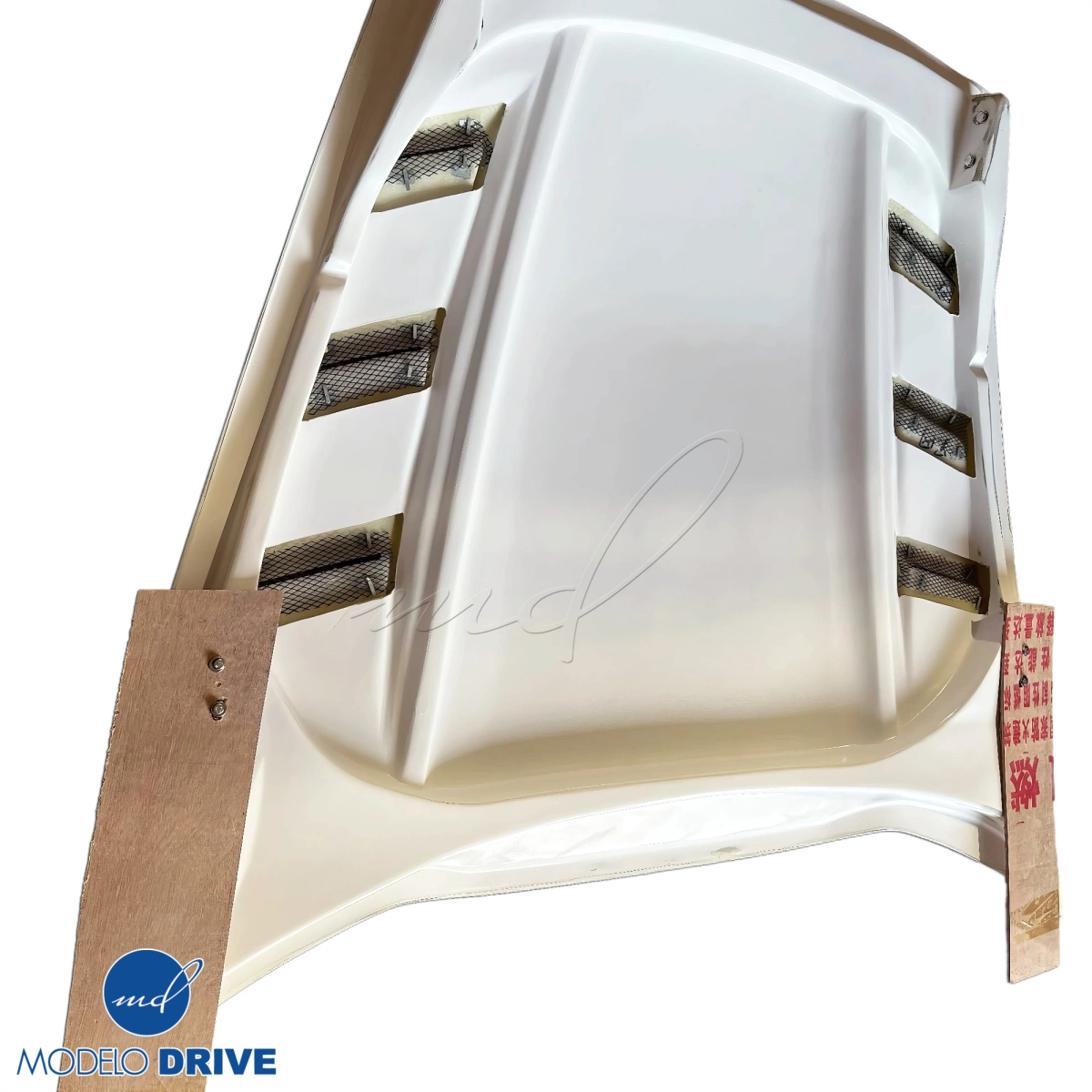 Modify your Chevrolet Corvette 2005 with our Exterior/Hoods - 16