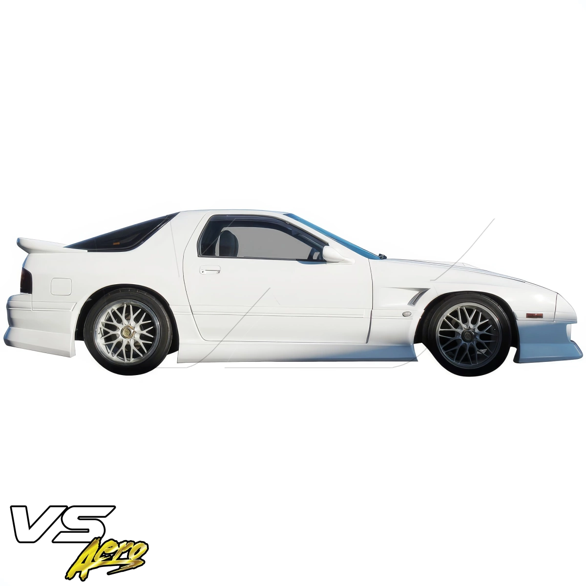 Modify your Mazda RX-7 1986 with our Exterior/Side Skirts - 3