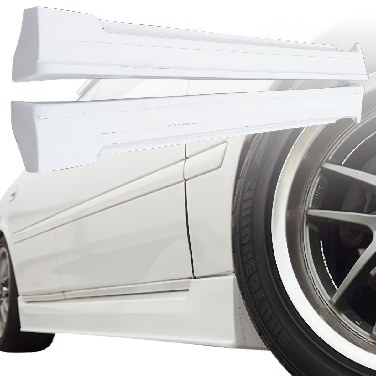 Modify your Toyota Chaser 1999 with our Exterior/Side Skirts - 