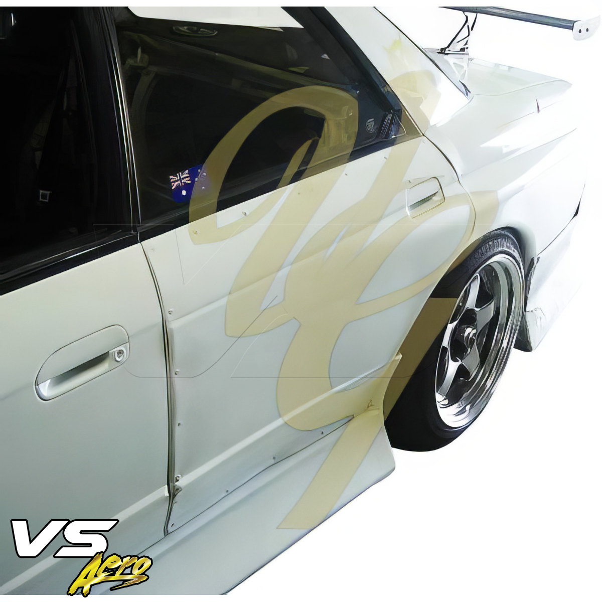 Modify your Nissan Skyline R32 1990 with our Exterior/Fenders - 