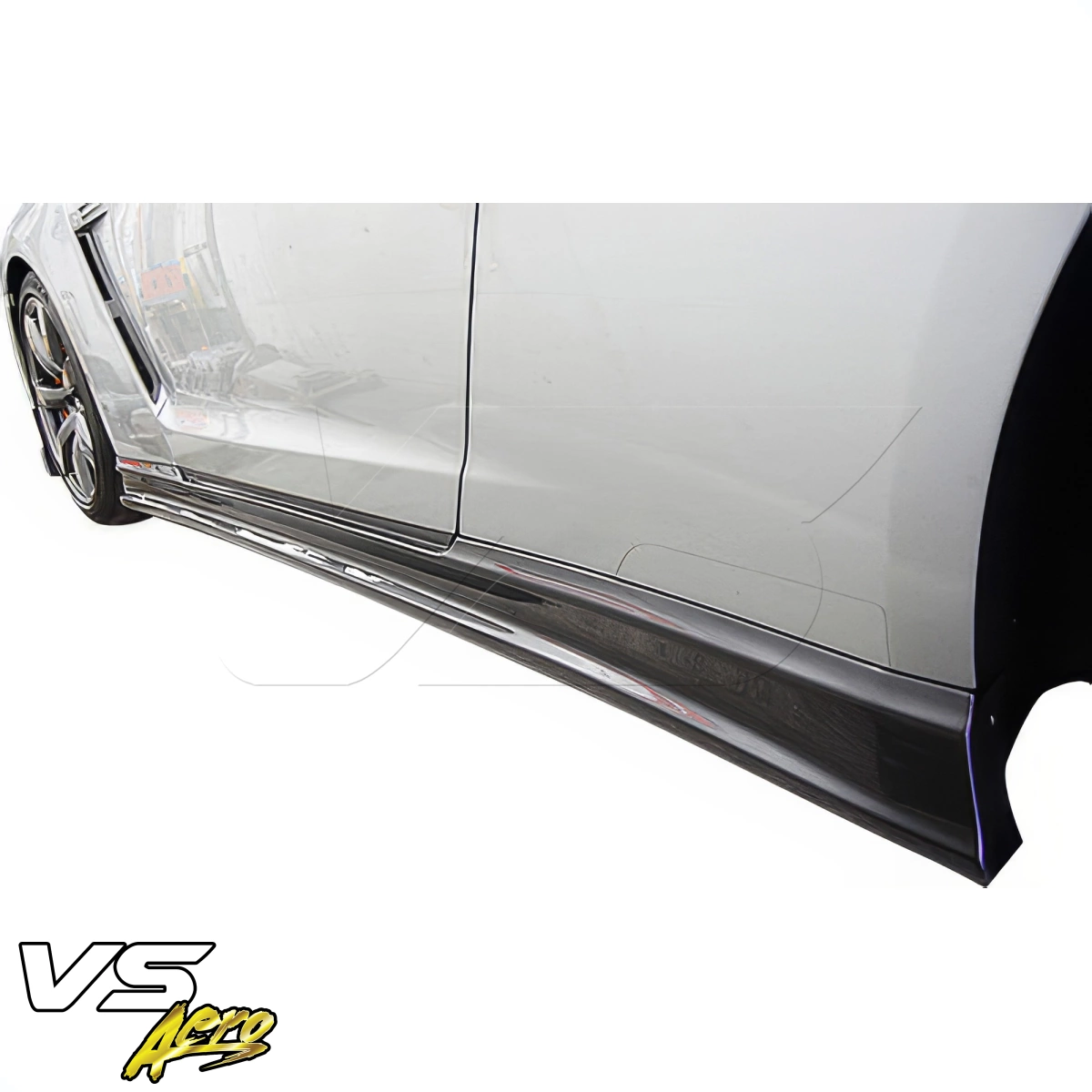 Modify your Nissan GT-R 2009 with our Exterior/Side Skirts - 7