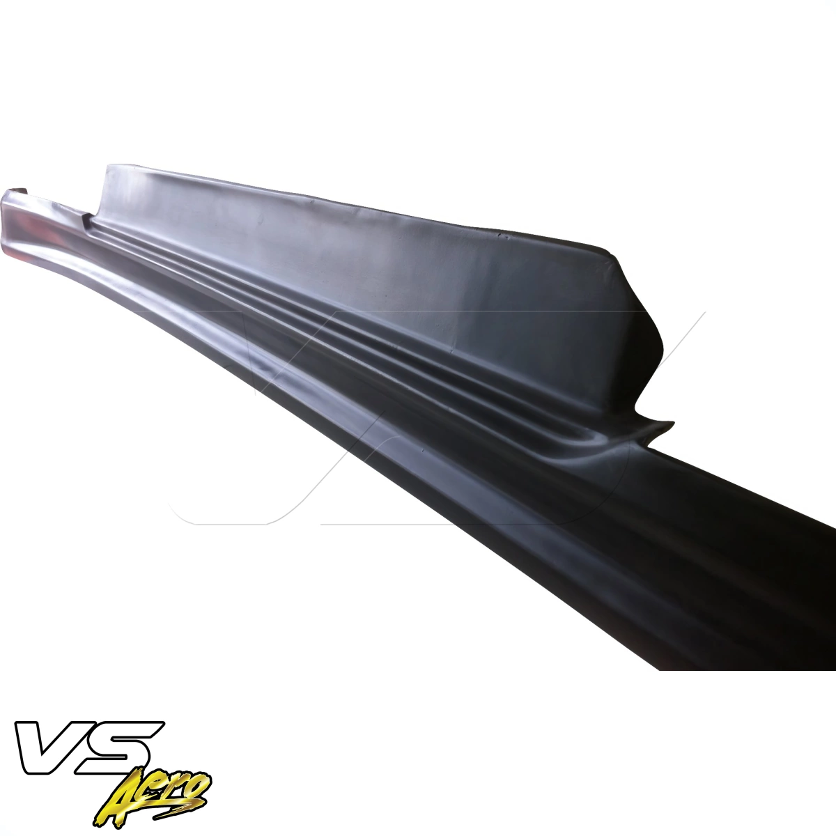 Modify your Nissan GT-R 2009 with our Exterior/Side Skirts - 10