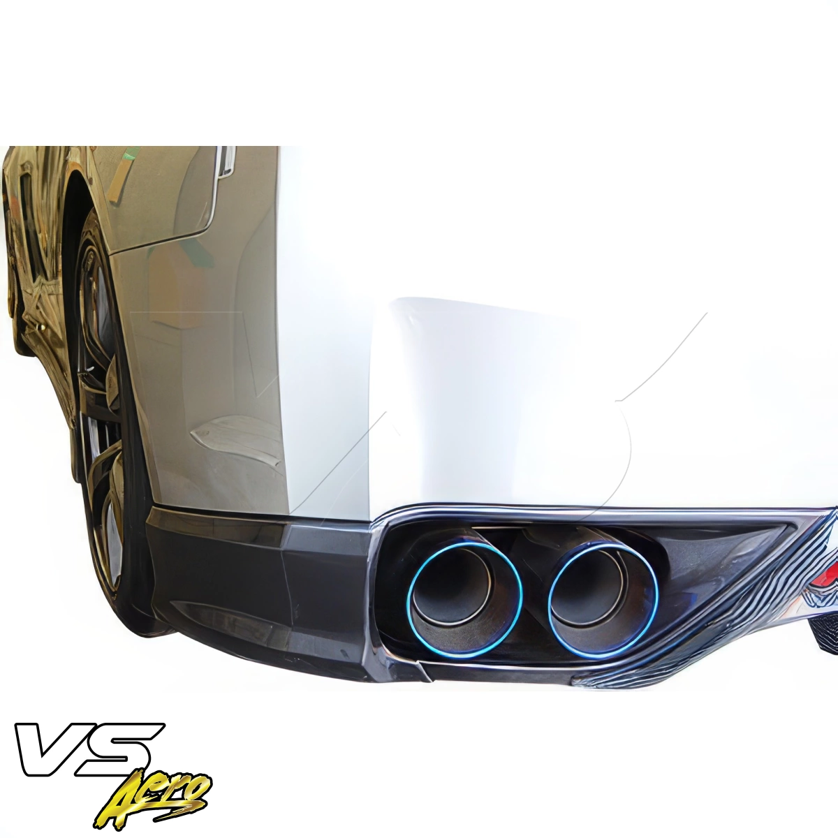 Modify your Nissan GT-R 2009 with our Exterior/Rear Lips - 7