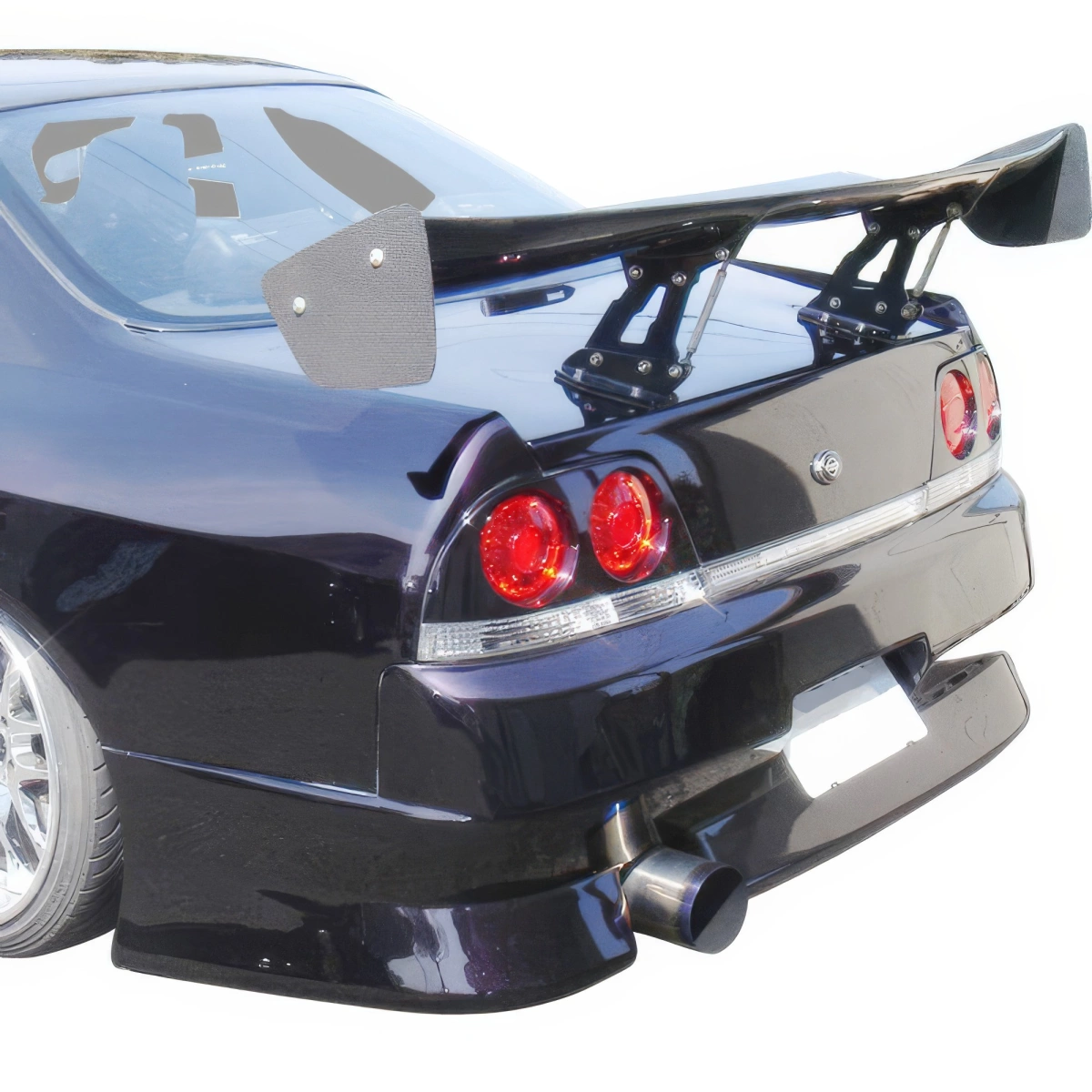 Modify your Nissan Skyline (R33) GTS 1995 with our Exterior/Rear Bumpers - 1