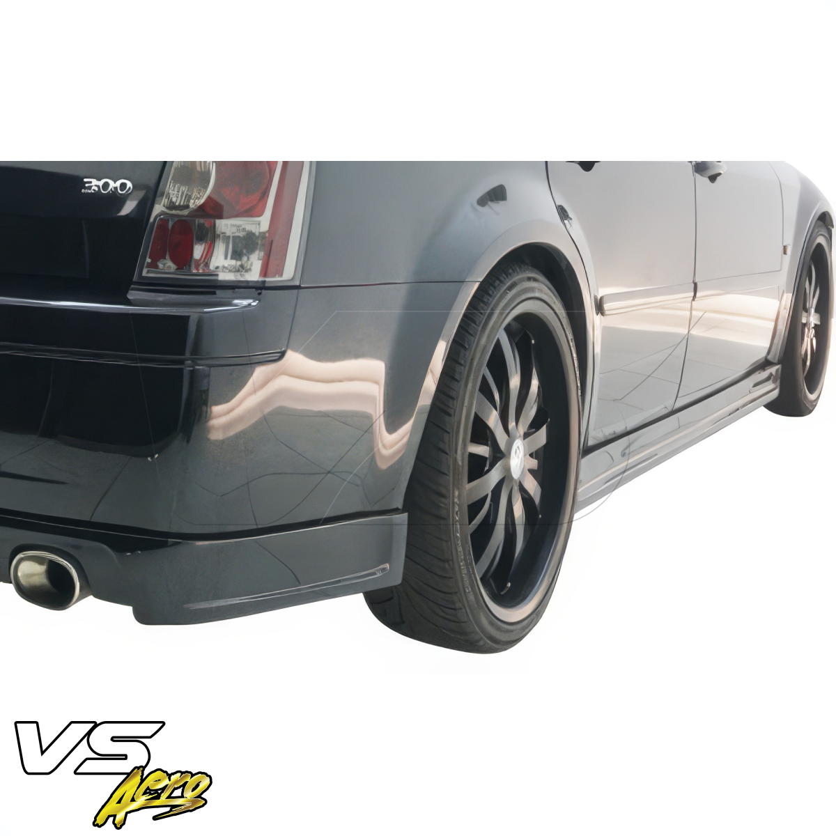 Modify your Chrysler 300 2005 with our Exterior/Side Skirts - 