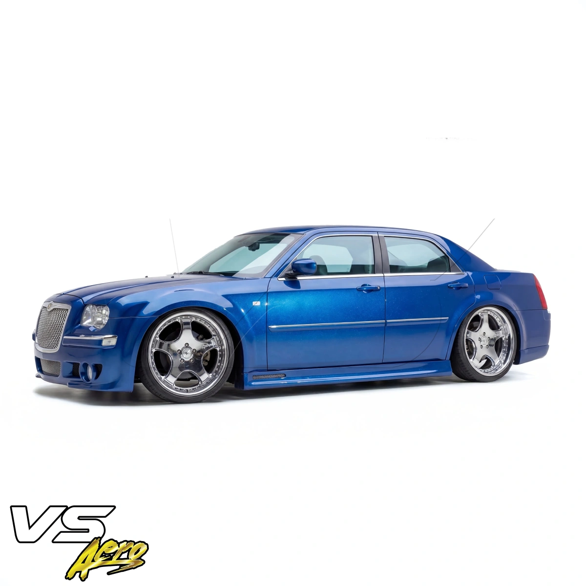Modify your Chrysler 300 2005 with our Exterior/Side Skirts - 32