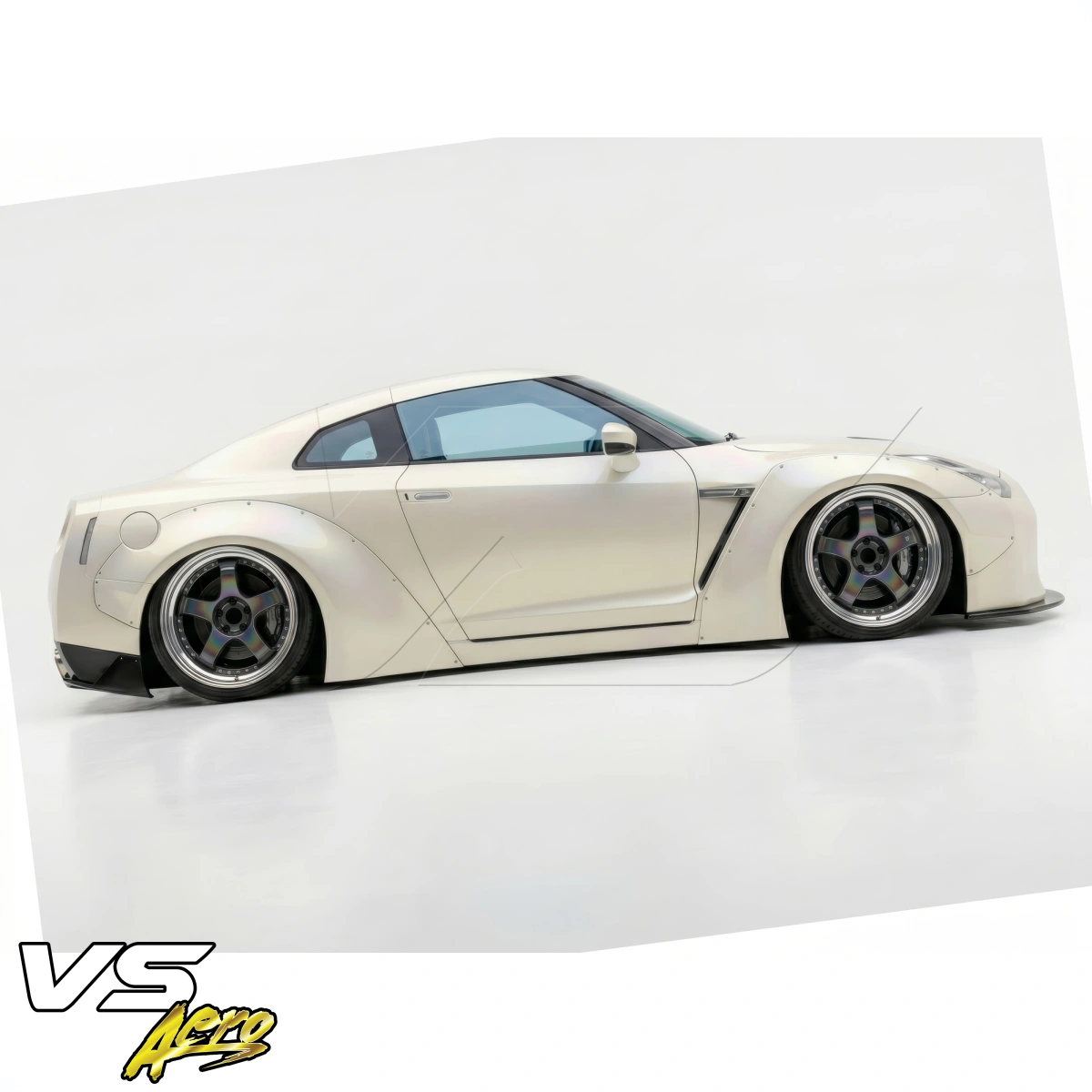 Modify your Nissan GT-R 2009 with our Exterior/Complete Body Kits - 13