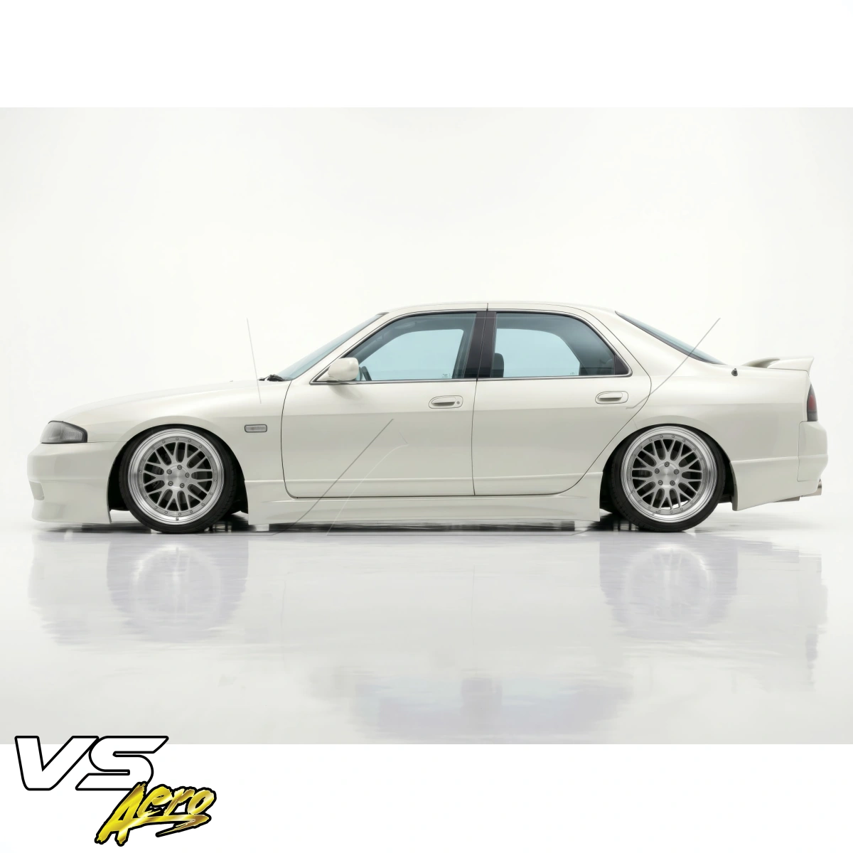 Modify your Nissan Skyline (R33) GTS 1993 with our Exterior/Complete Body Kits - 6