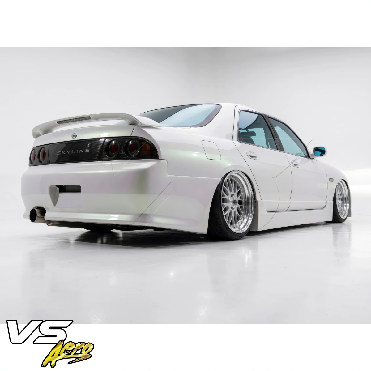 Modify your Nissan Skyline (R33) GTS 1993 with our Exterior/Complete Body Kits - 8
