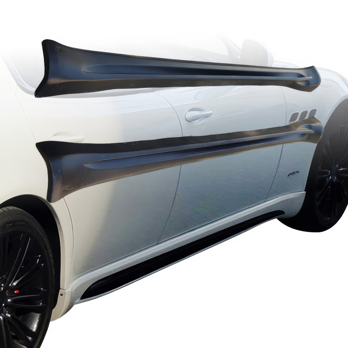 Modify your Maserati Quattroporte 2009 with our Exterior/Side Skirts - 