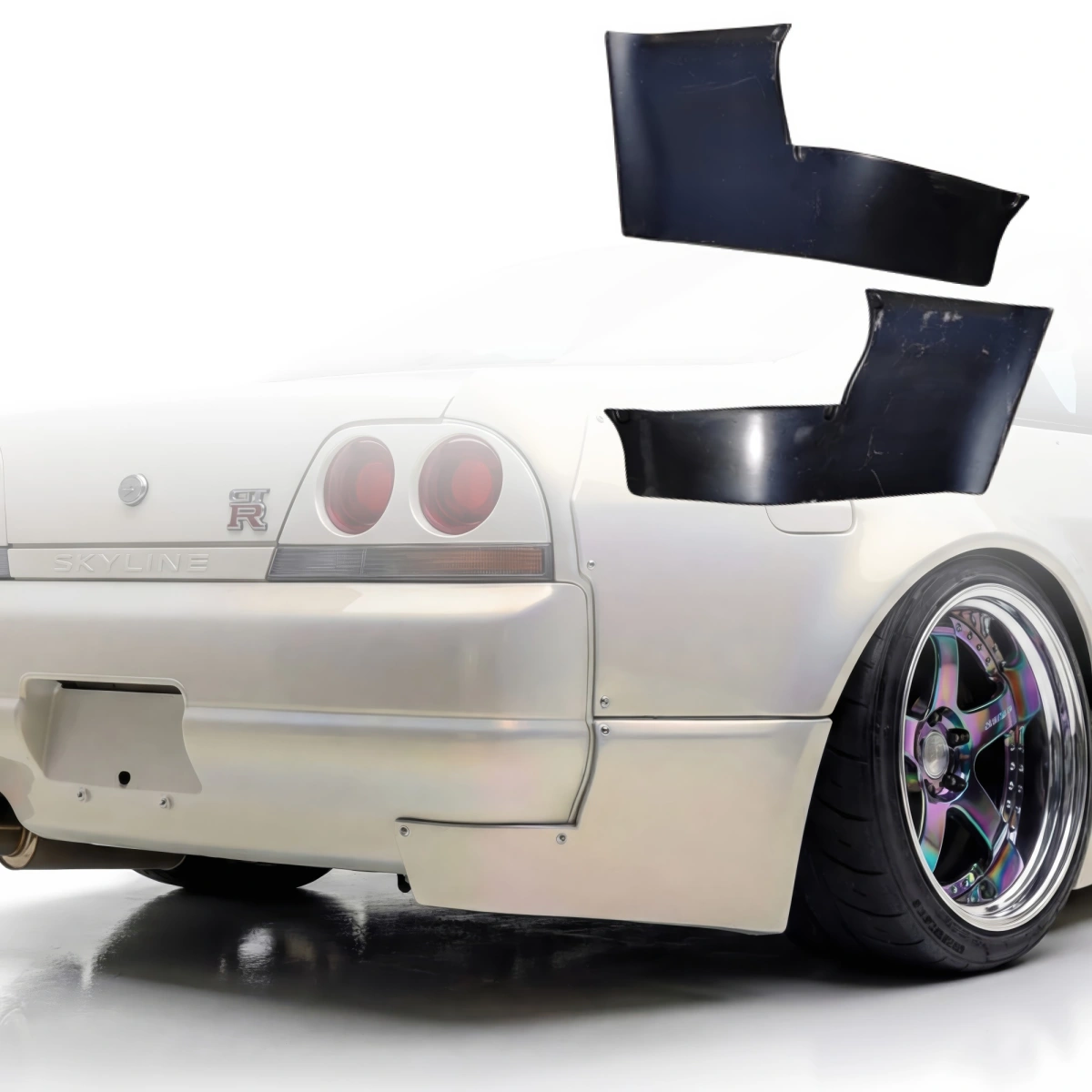 Modify your Nissan Skyline (R33) GTR 1995 with our Exterior/Complete Body Kits - 1