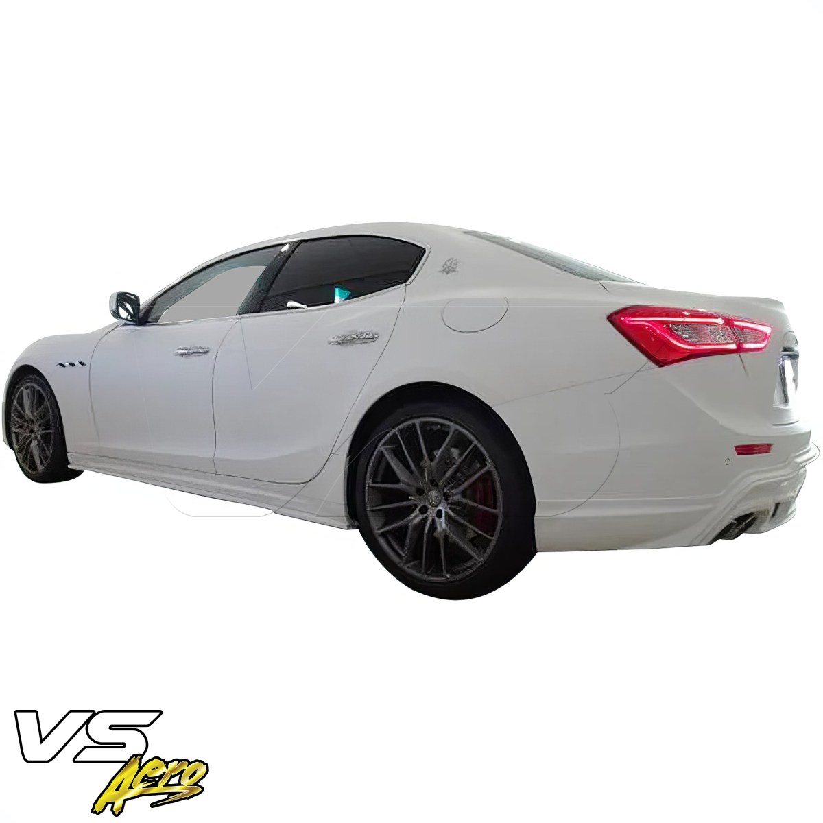 Modify your Maserati Ghibli 2013 with our Exterior/Side Skirts - 